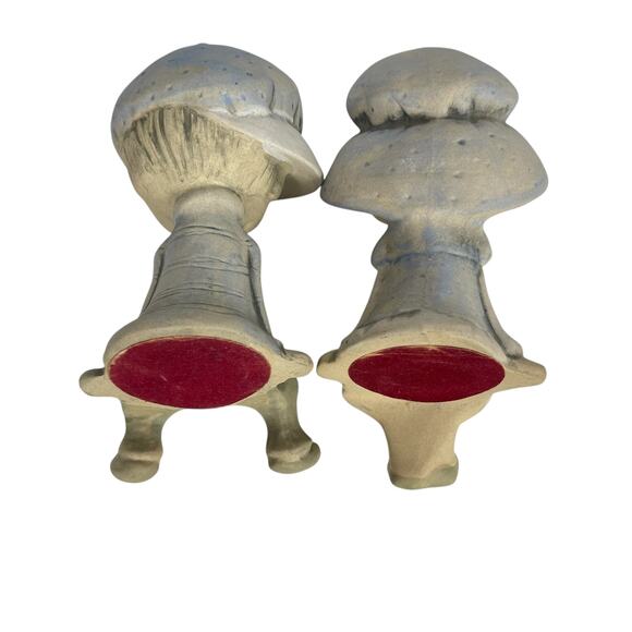 Vintage 1960s or 1970s UCTCI Clay Sitting Boy and Girl From JAPAN 6 Inches - Picture 5 of 5